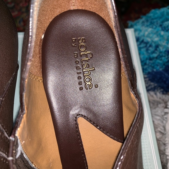 NIB Soft Shoe by Medicus Whitley Leather Ankle Booties 153152 - Picture 3 of 7